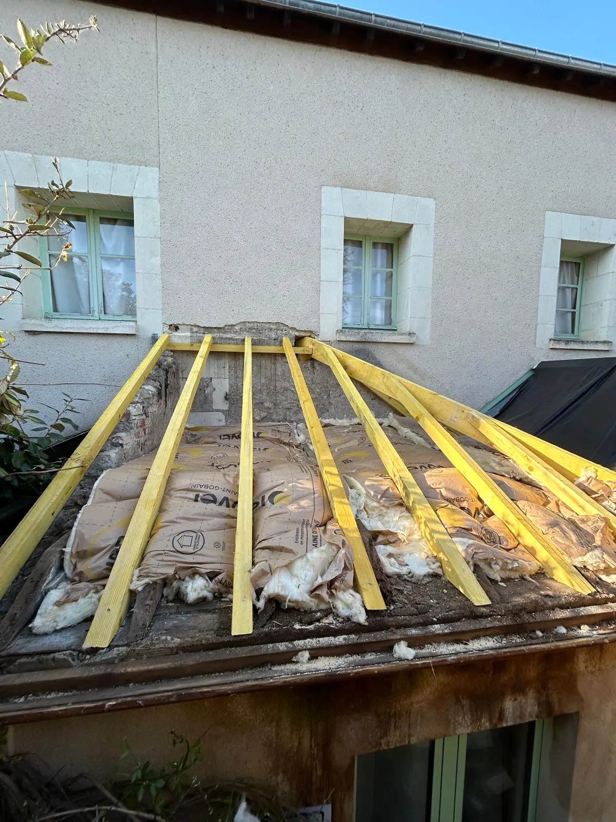 Chantier de couverture : pose des liteaux